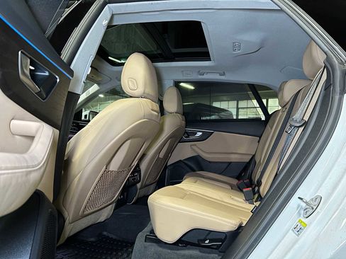 Used 2022 Audi Q8 Prestige image 21