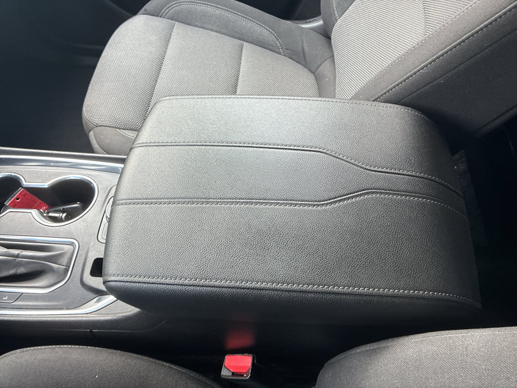 Used 2022 Chevrolet Traverse LT AWD/4WD image 38