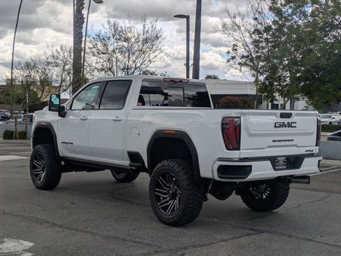 New 2026 GMC Sierra 2500 AT4 w/ AT4 Premium Plus Package AWD/4WD image 7