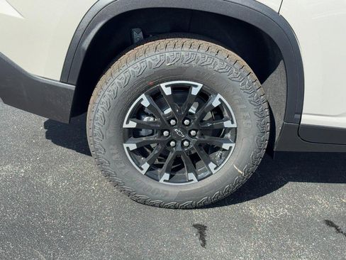 New 2026 Chevrolet Traverse Z71 w/ Driver Confidence Package image 4