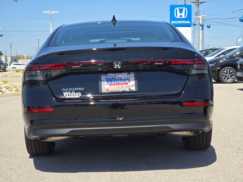 New 2026 Honda Accord SE image 17