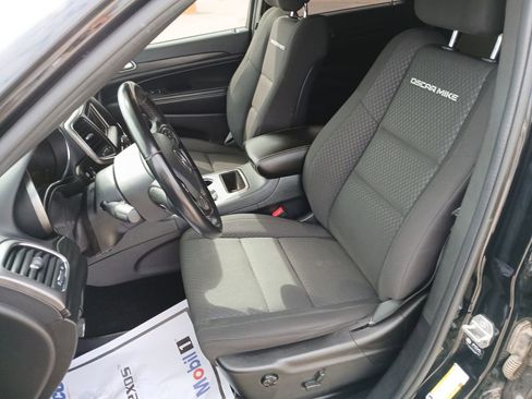 Used 2021 Jeep Grand Cherokee Freedom Edition RWD image 11