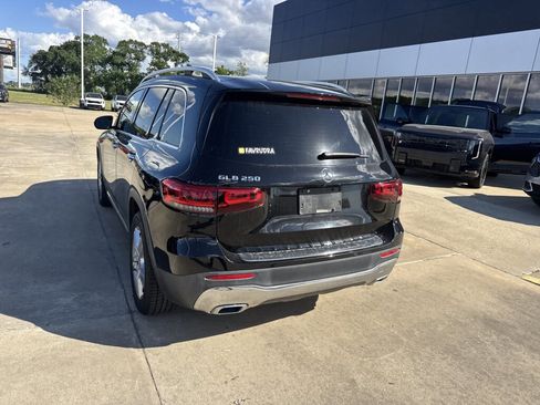 Used 2020 Mercedes-Benz GLB 250 image 23