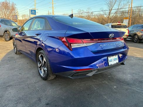Used 2023 Hyundai Elantra SEL w/ Convenience Package image 5