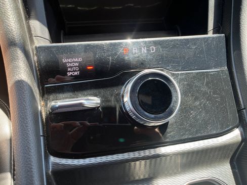 Certified 2024 Jeep Grand Cherokee Limited AWD/4WD image 26