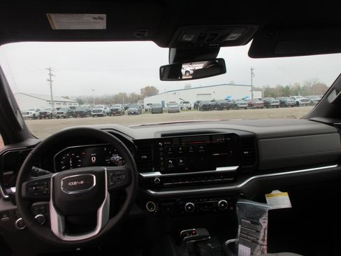 New 2026 GMC Sierra 1500 SLT w/ SLT Premium Plus Package image 17