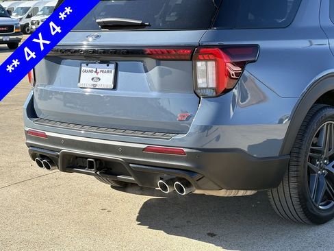 Certified 2025 Ford Explorer ST image 8