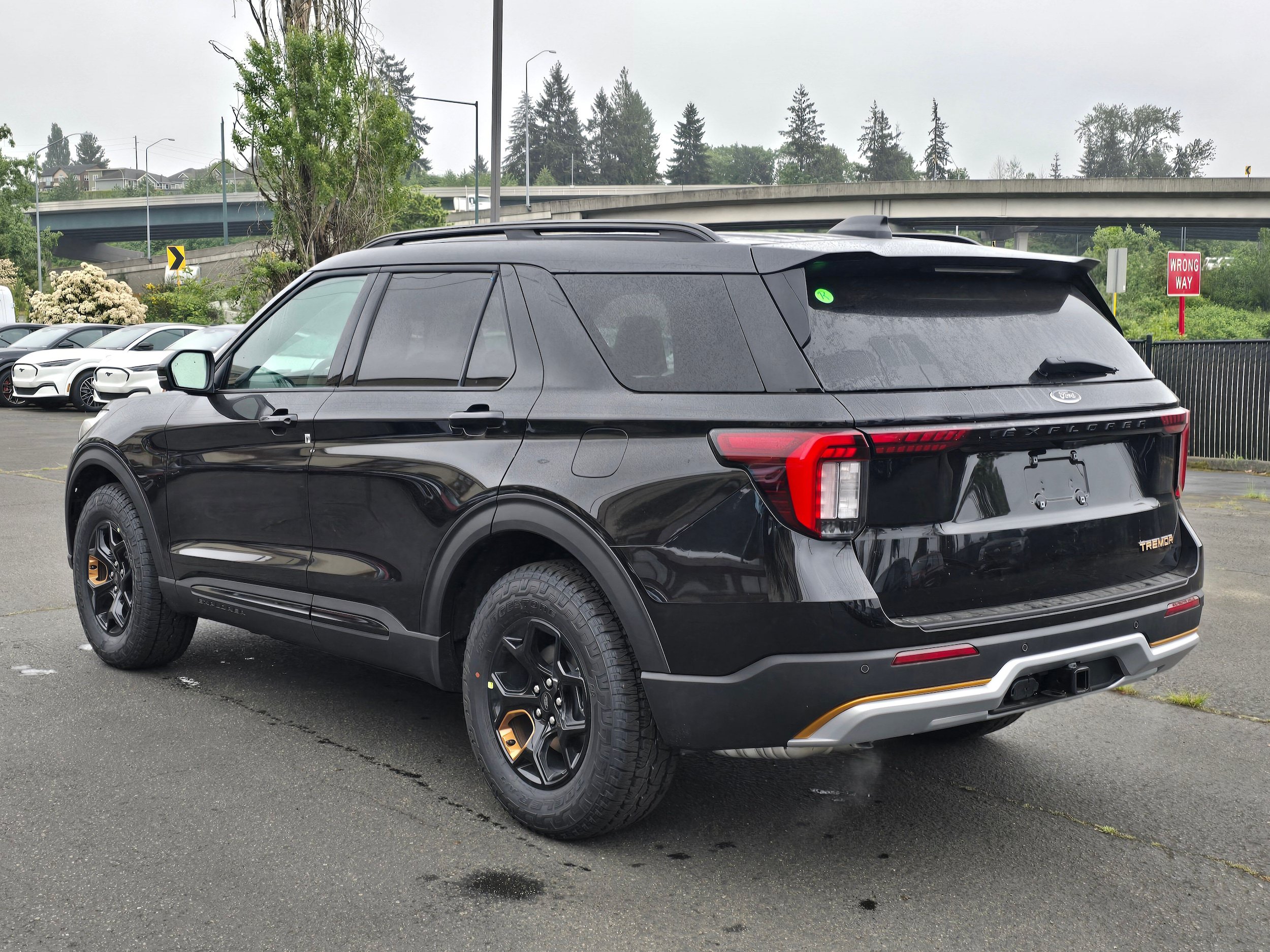 New 2026 Ford Explorer Tremor w/ Tremor Ultimate Package AWD/4WD image 3