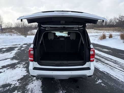 Used 2021 Ford Expedition Max XLT image 27
