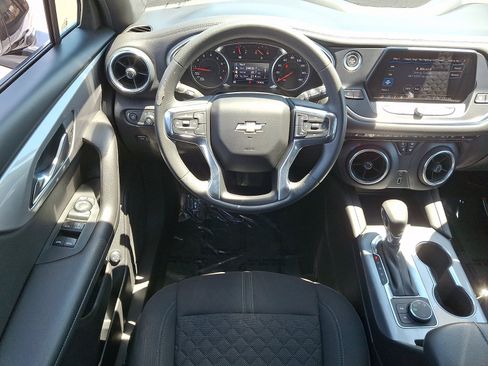 Used 2022 Chevrolet Blazer LT AWD/4WD image 11