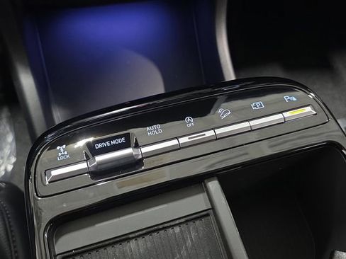 New 2026 Hyundai Tucson Limited image 30