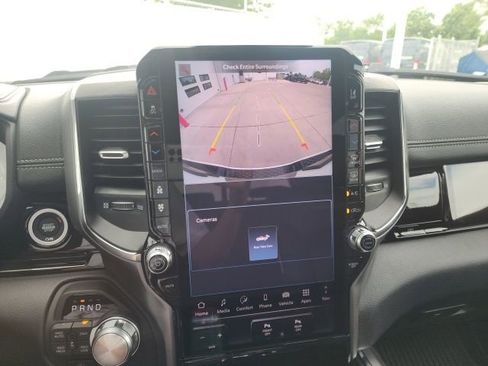 New 2026 RAM 1500 Laramie AWD/4WD image 3