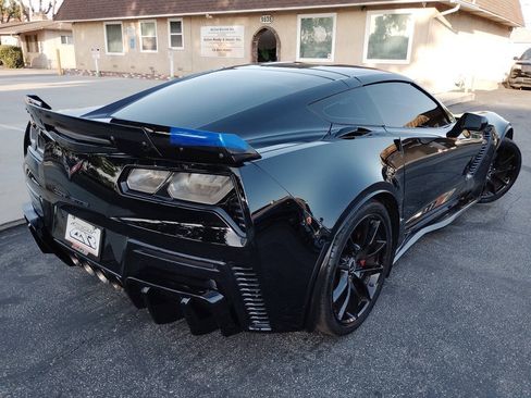 Used 2016 Chevrolet Corvette Z06 w/ 3LZ Preferred Equipment Group RWD image 22