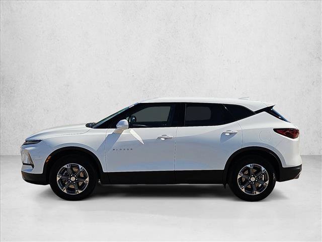 Used 2025 Chevrolet Blazer LT FWD image 9