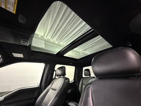 Used 2017 Ford F150 Lariat w/ Equipment Group 502A Luxury AWD/4WD image 22