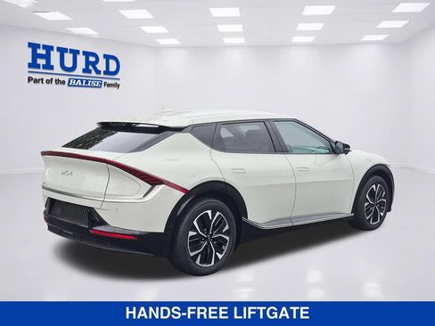 Used 2023 Kia EV6 Wind w/ Wind Technology Package AWD/4WD image 3