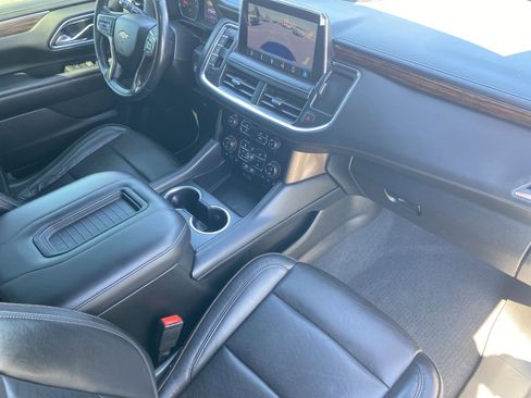 Used 2021 Chevrolet Tahoe High Country w/ Premium Package image 34