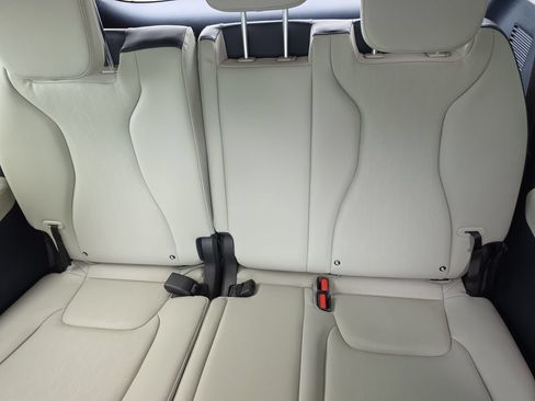 New 2026 Kia Carnival SX FWD image 18