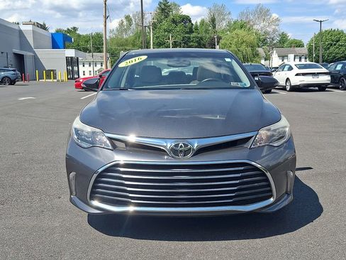 Used 2016 Toyota Avalon XLE Premium FWD image 2