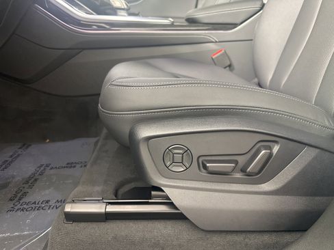 New 2026 Audi Q8 Premium Plus image 10