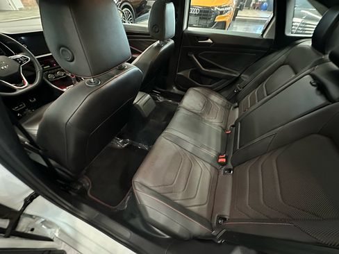 Used 2022 Volkswagen Jetta GLI Autobahn w/ GLI Black Package image 14