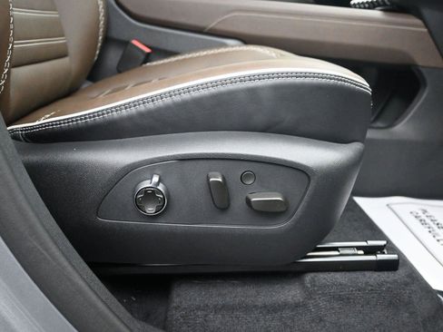 New 2026 GMC Acadia Denali Ultimate image 10