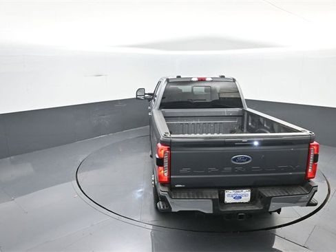 Used 2023 Ford F350 Lariat w/ Tow Technology Package image 28