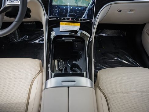 New 2026 Mercedes-Benz GLC 350e 4MATIC image 31