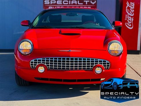 Used 2002 Ford Thunderbird RWD image 2