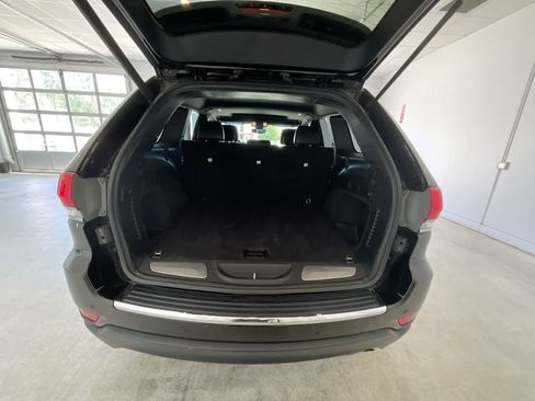 Used 2018 Jeep Grand Cherokee Limited AWD/4WD image 24