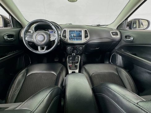 Used 2018 Jeep Compass Latitude w/ Popular Equipment Group AWD/4WD image 23