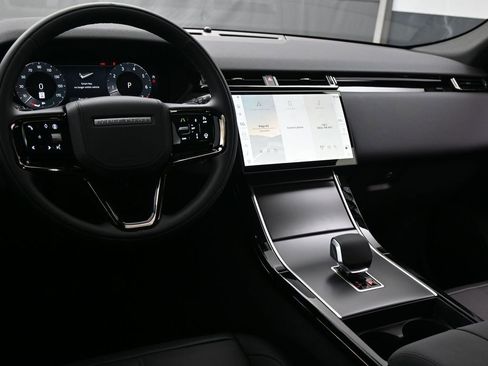 Used 2026 Land Rover Range Rover Velar S image 7