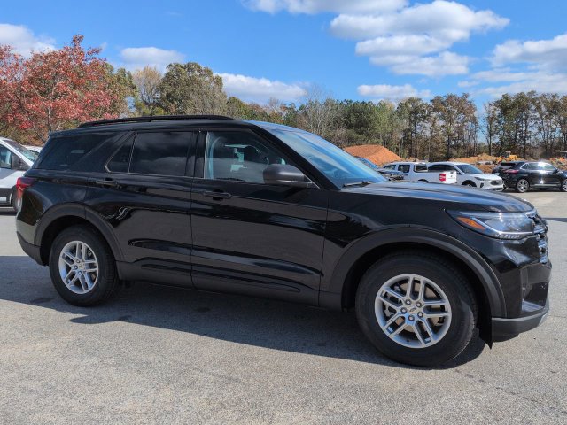 New 2026 Ford Explorer Active w/ Active Comfort Package RWD image 2
