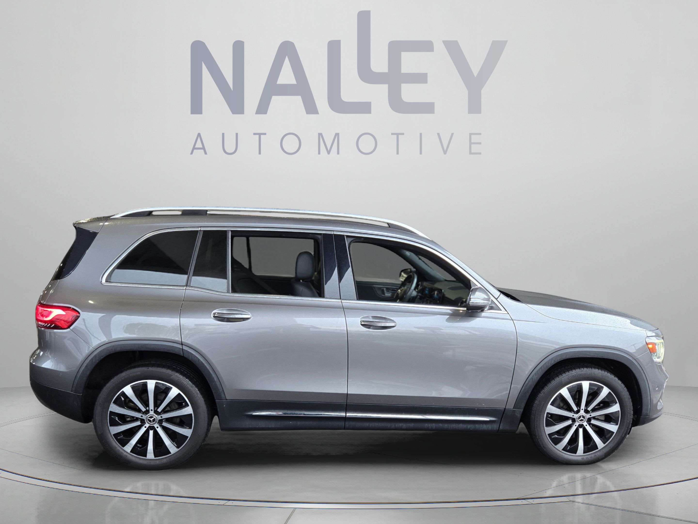 Used 2021 Mercedes-Benz GLB 250 4MATIC image 5
