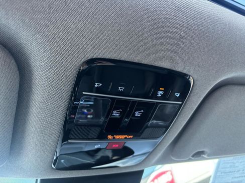 Used 2025 Hyundai Santa Fe Limited image 19