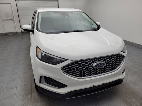 Used 2023 Ford Edge SEL image 14