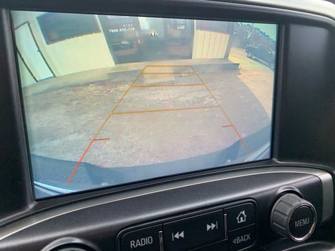 Used 2018 Chevrolet Silverado 1500 LT w/ Texas Edition image 19