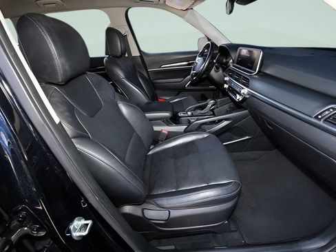 Used 2022 Kia Telluride LX FWD image 12