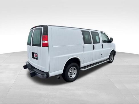 Used 2024 Chevrolet Express 2500 w/ Driver Convenience Package image 4