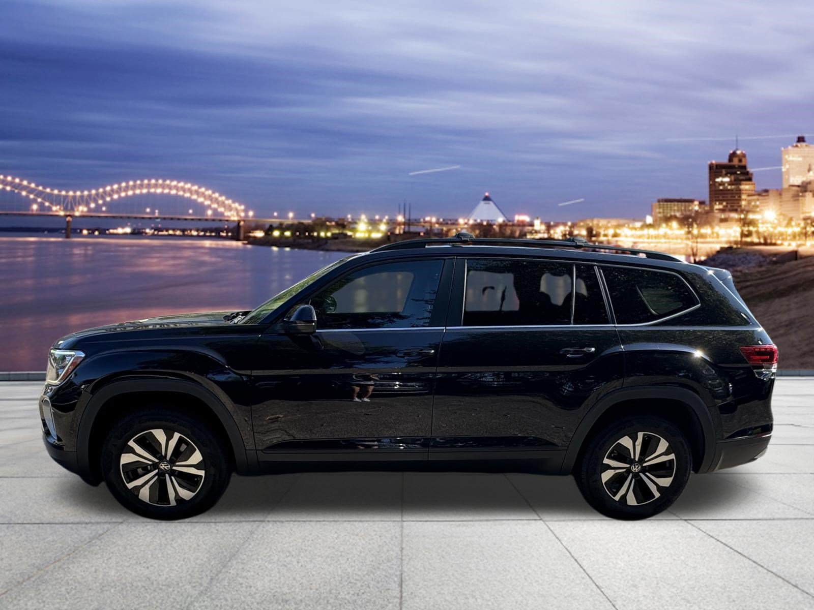 Certified 2024 Volkswagen Atlas SE FWD image 2