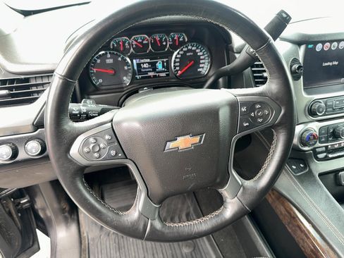 Used 2018 Chevrolet Suburban LT AWD/4WD image 15