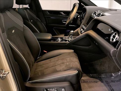 Used 2023 Bentley Bentayga S image 14