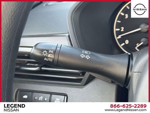 Used 2023 Nissan Altima 2.5 SV image 18