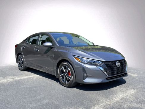 Used 2025 Nissan Sentra SV w/ All-Weather Package FWD image 2