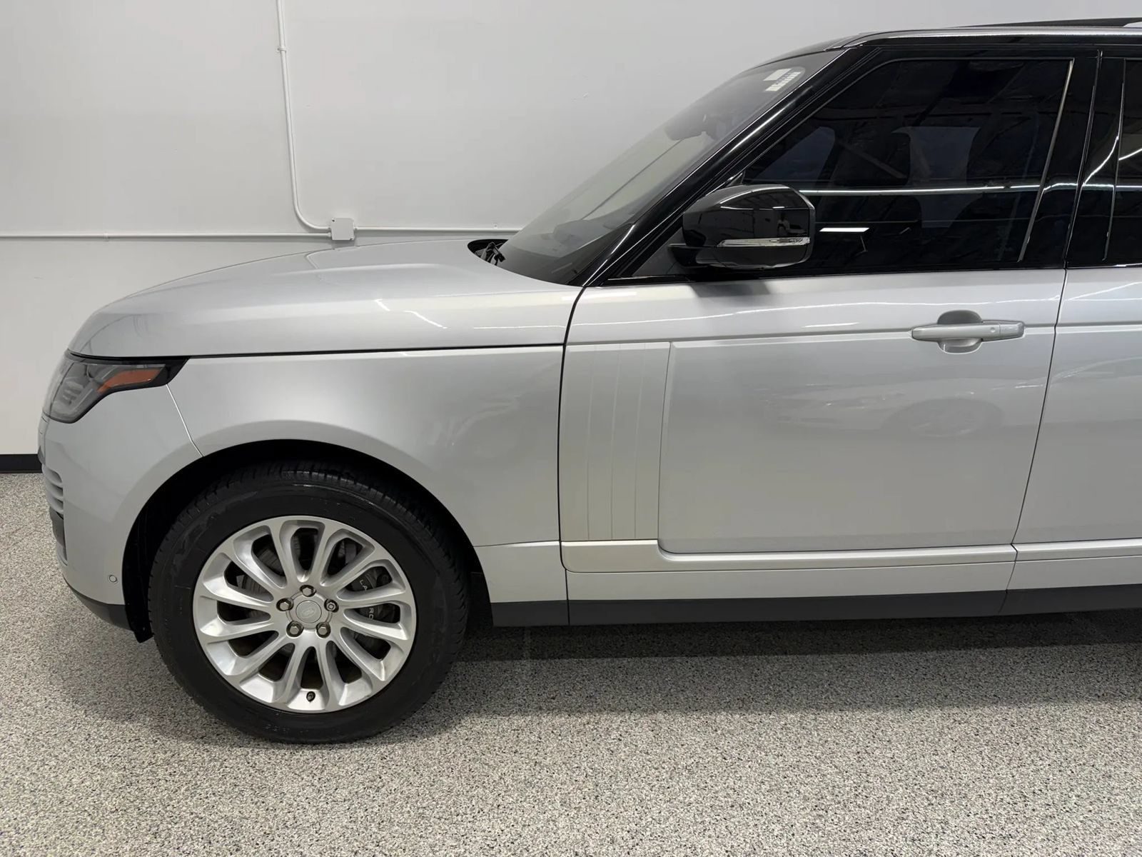 Used 2019 Land Rover Range Rover HSE AWD/4WD image 7