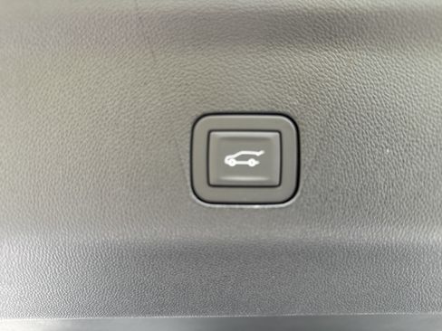 New 2026 GMC Yukon Denali AWD/4WD image 37