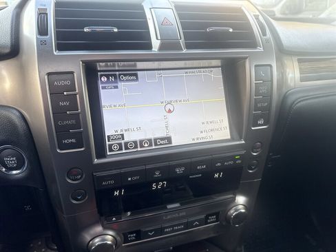 Used 2015 Lexus GX 460 Luxury image 40