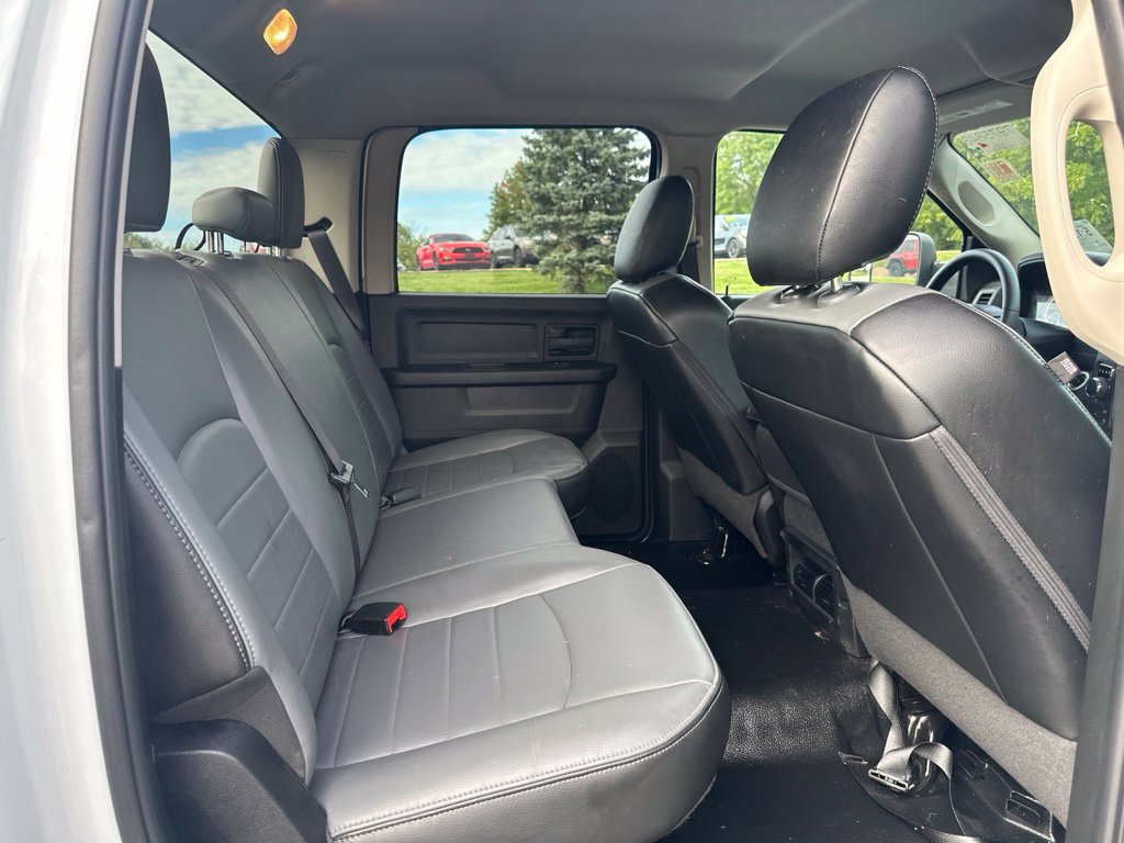 Used 2022 RAM 1500 Tradesman w/ Chrome Appearance Group AWD/4WD image 16