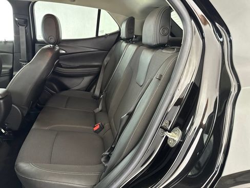Used 2023 Buick Encore GX Preferred w/ Cold Weather Comfort Package FWD image 27