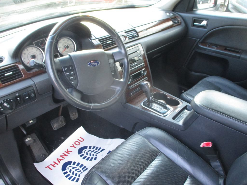 Used 2009 Ford Taurus Limited AWD/4WD image 13